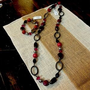 PREMIER DESIGN NECKLACE & BRACELET SET